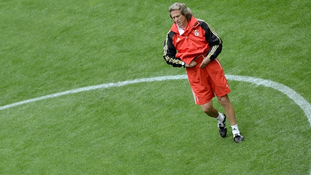 Jorge Jesus: 'We respect Eusebio, he is the king and it's very important that the players know about his importance'