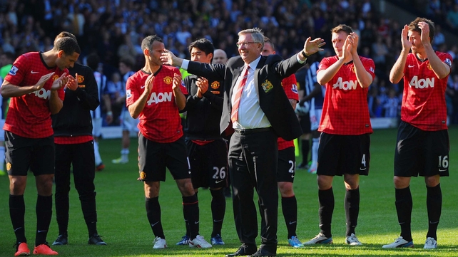 Alex Ferguson takes the applause from The Hawthorns crowd after the game