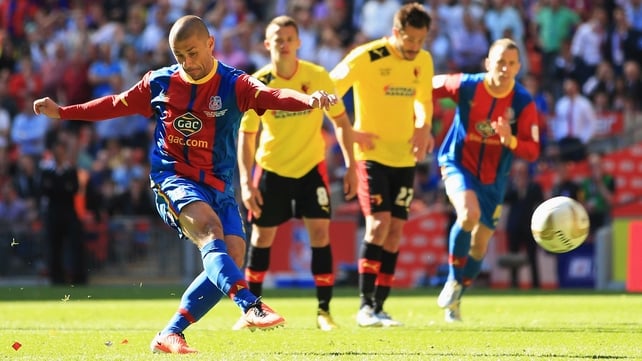 Kevin Phillips scores the penalty that won promotion for Crystal Palace