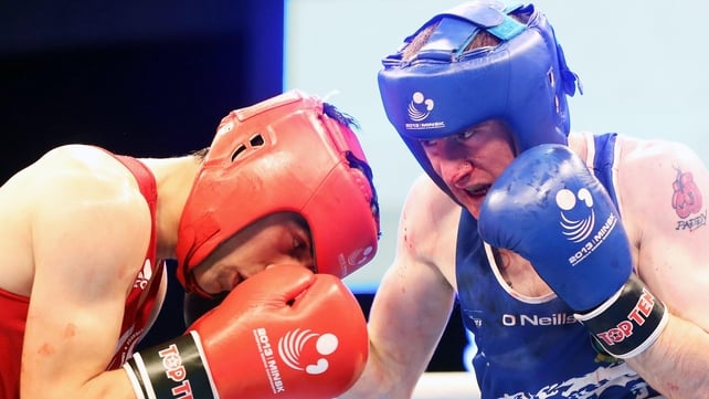 Despite a bloody nose, Paddy Barnes is through to the final
