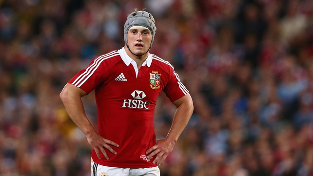 Jonathan Davies insists that Brian O'Driscoll is one of the best to ever play rugby
