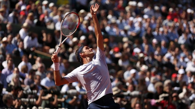 Roger Federer may meet Rafael Nadal and Andy Murray in the Wimbledon quarter-finals and semi-finals respectively