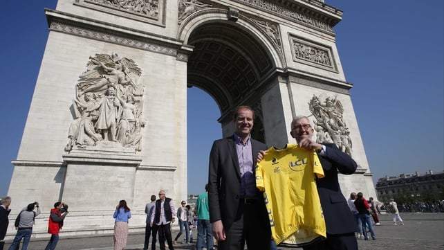 Christian Prudhomme (l): "I already said that we knew this was a horrific period for cycling."