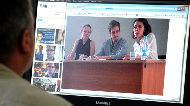 A photo showing Edward Snowden during his meeting with rights activists A photo showing Edward Snowden during his meeting with rights activists