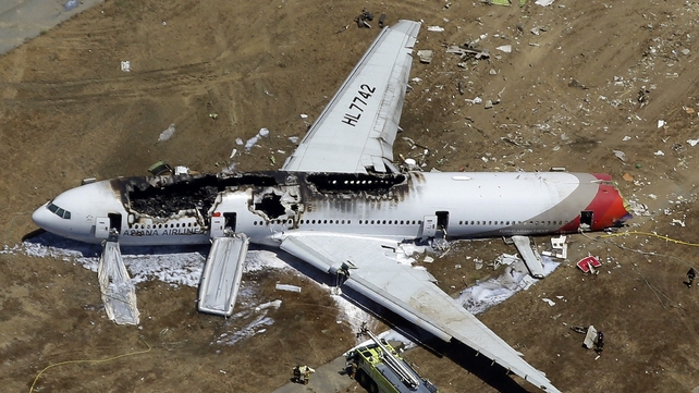 The Boeing 777 hit a seawall as it came in to land at San Francisco The Boeing 777 hit a seawall as it came in to land at San Francisco