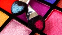 L'Oreal makes €632m bid for Chinese company L'Oreal makes €632m bid for Chinese company