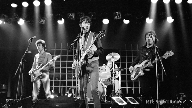 Band playing at the Top Hat, Dun Laoghaire in 1982, but who are they?