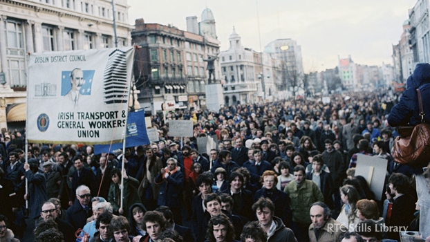 PAYE tax protest march, Dublin city (1980)