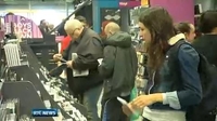 Six One News: Music retailer HMV re-opens in Ireland Six One News: Music retailer HMV re-opens in Ireland