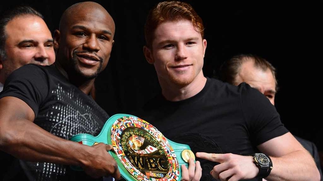 Floyd Mayweather and Saul Alvarez i at the pre-fight weigh-in