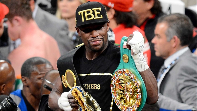 Floyd Mayweather overlooked Amir Khan for his next fight