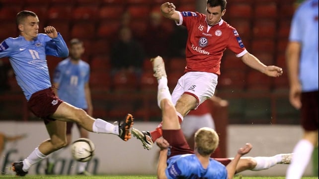 Paul Andrews' strike gave Shelbourne a two-goal buffer at Tolka Park after 24 minutes