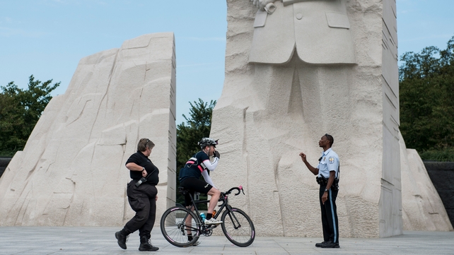 US government shutdown enters second day US government shutdown enters second day