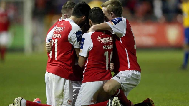 St Patrick's Athletic will hope to take a giant leap towards being Airtricity League champions tonight