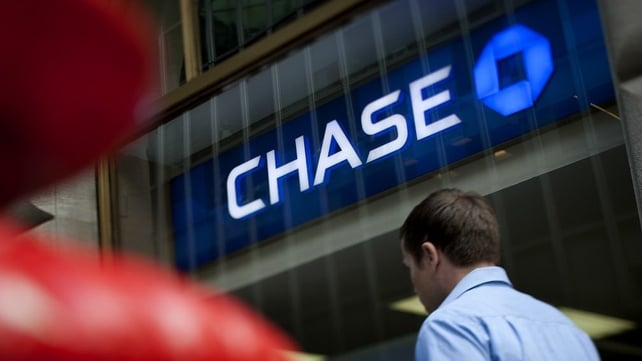 JPMogan Chase & Co says net income fell to $5.28 billion in Q4 JPMogan Chase & Co says net income fell to $5.28 billion in Q4