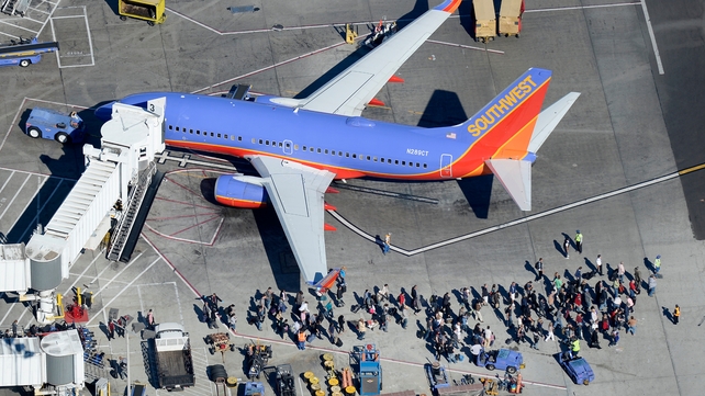 Shooting dead of agent at LA airport sparks huge security alert Shooting dead of agent at LA airport sparks huge security alert