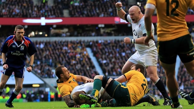 Chris Robshaw pounced for a vital try for England