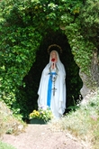 1985: The Year of Moving Statues and Marian Apparitions