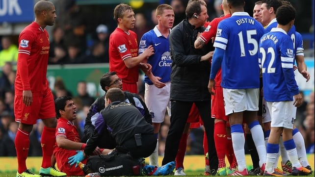 Kevin Mirallas admits he expected to see a red card for his foul on Luis Suarez