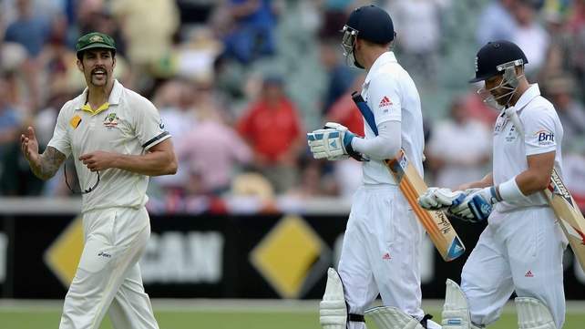 England lost two late wickets as Australia lead by 205 runs in Perth
