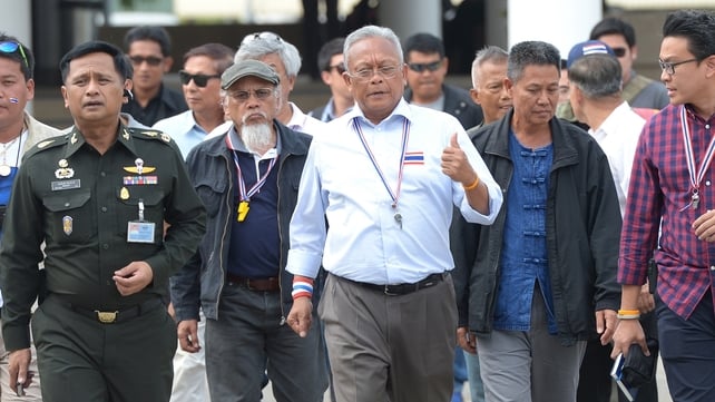 Suthep Thaugsuban (centre) says reforms should be pushed through by an unelected 'people's council' Suthep Thaugsuban (centre) says reforms should be pushed through by an unelected 'people's council'