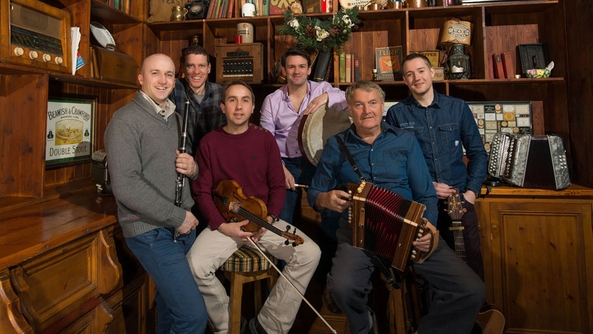 Dhá shraith nua cheoil don Nollaig