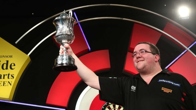 Stephen Bunting claims the trophy after eighth visits to the Lakeside