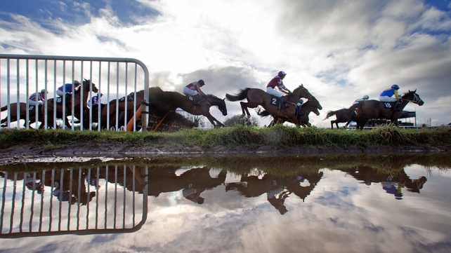 Off The Charts won the Thurles Handicap Hurdle