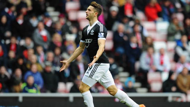 Jay Rodriguez faces a six months recovery after rupturing his anterior cruciate ligament