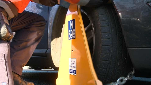 A doubling of clamping fees for persistent offenders is recommended i A doubling of clamping fees for persistent offenders is recommended i