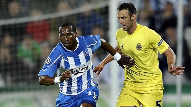 Eric Djemba-Djemba in action for Odense