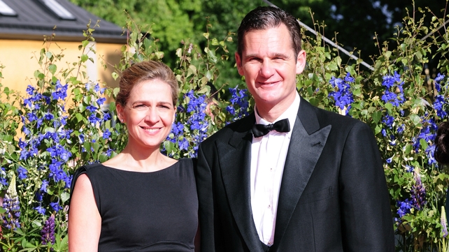 Infanta Christina (L) of Spain and husband Inaki Urdangarin (R) arrive in front of the Eric Ericson Hall of Skeppsholmen in Stockholm Infanta Christina (L) of Spain and husband Inaki Urdangarin (R) arrive in front of the Eric Ericson Hall of Skeppsholmen in Stockholm