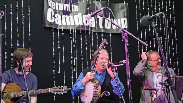 Ceol ó fhéile Return to Camden Town