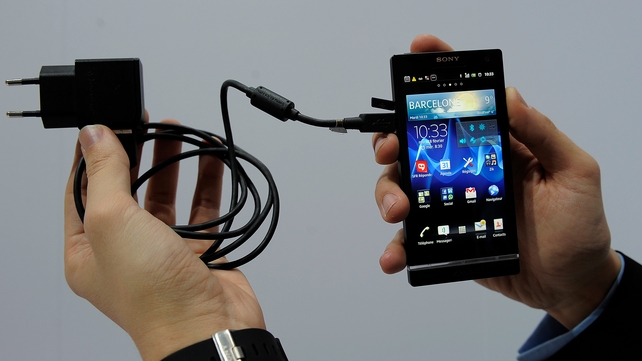 The European Commission must now detail the conditions under which a common mobile phone charger would be imposed The European Commission must now detail the conditions under which a common mobile phone charger would be imposed