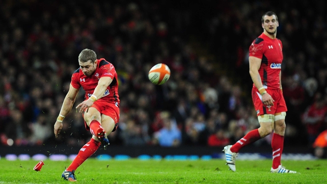 Leigh Halfpenny is watched by Sam Warburton as he takes a penalty