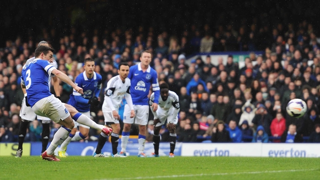 Leighton Baines scores from the spot