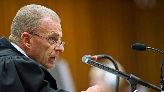 Gerrie Nel said it was beyond belief that Reeva Steenkamp would have remained silent Gerrie Nel said it was beyond belief that Reeva Steenkamp would have remained silent