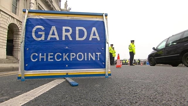 More than 1,100 people were detected holding mobile phones while driving over Easter More than 1,100 people were detected holding mobile phones while driving over Easter