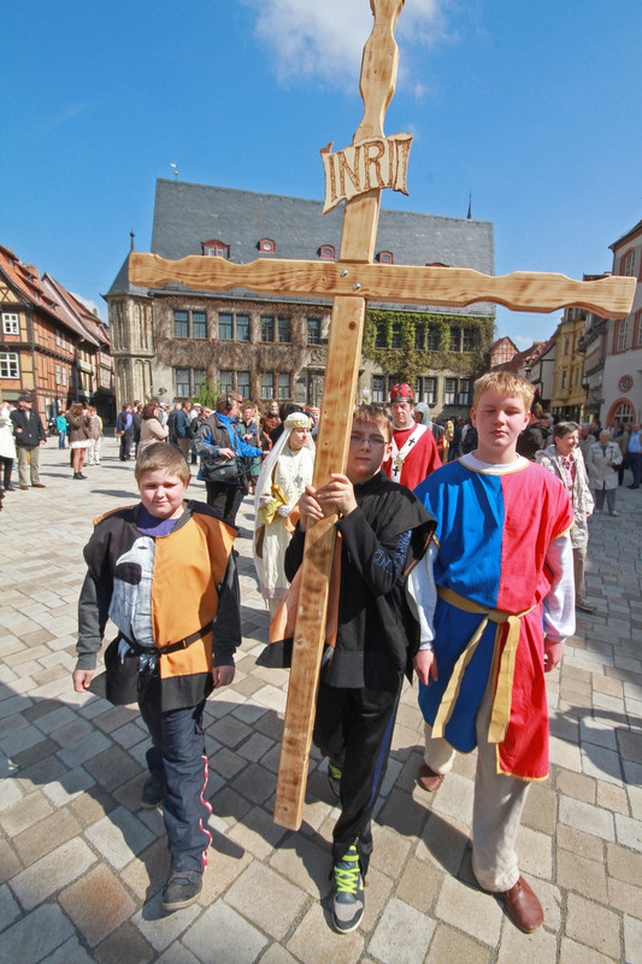 People dressed up in historical costumes of former German ruling families take part in the Easter parade in Quedlingburg, Germamy. People dressed up in historical costumes of former German ruling families take part in the Easter parade in Quedlingburg, Germamy.
