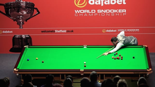 Mark Selby trailed O'Sullivan 8-3 and then 10-5 early on in the match