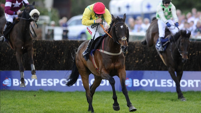Sizing Europe recorded an eighth career win at Punchestown in the feature race on the opening day