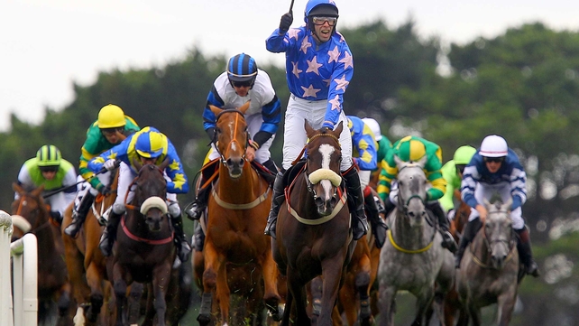 Moon Dice goes in the Owenavarragh Maiden
