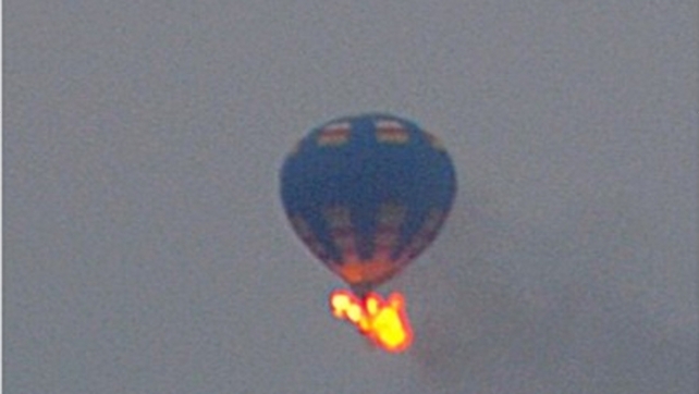 The balloon caught fire in the sky after hitting a power line (pic: kutzandphoto on Instagram) The balloon caught fire in the sky after hitting a power line (pic: kutzandphoto on Instagram)