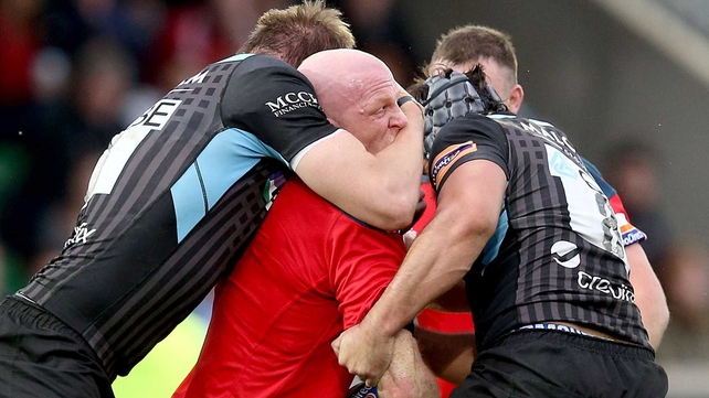 Glasgow get the squeeze on Paul O'Connell
