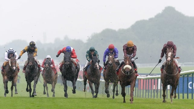 Hot Streak build on a promising seasonal reappearance to take weak renewal of the Temple Stakes at Haydock last month