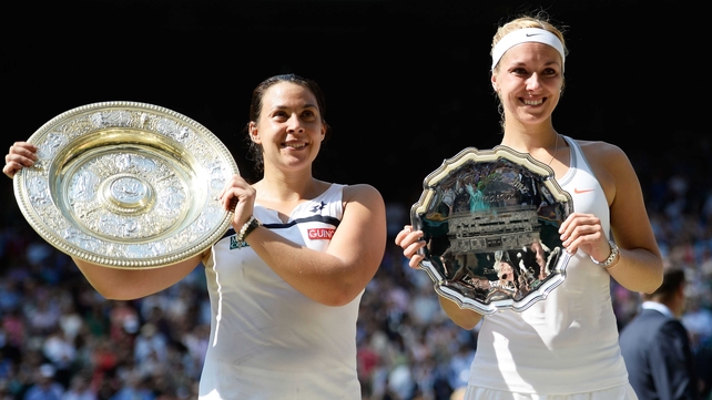 Last year's winner, Marion Bartoli (l), went on to retire just 40 days after beating Sabine Lisicki