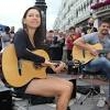 Rodrigo y Gabriela Busking