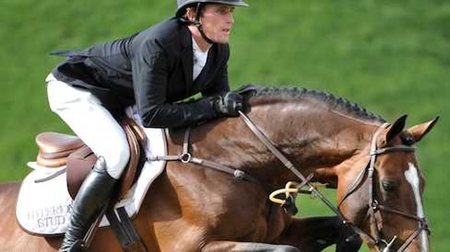 Darragh Kenny and Chin Quidam VDL in action