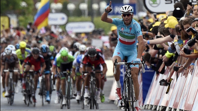 Vincenzo Nibali celebrates his stage win