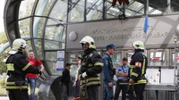 Moscow train derailment leaves 20 dead Moscow train derailment leaves 20 dead
